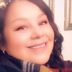 Meet your Posher, Desiree